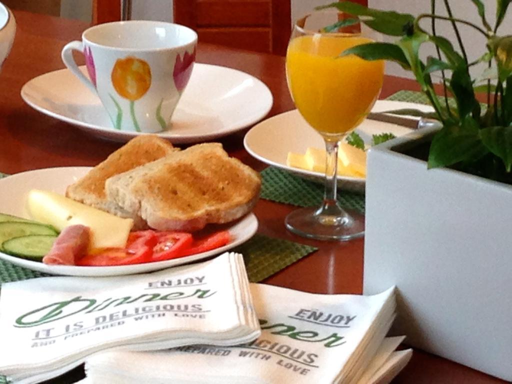 Bed And Breakfast Eriksberg ヨーテボリ エクステリア 写真